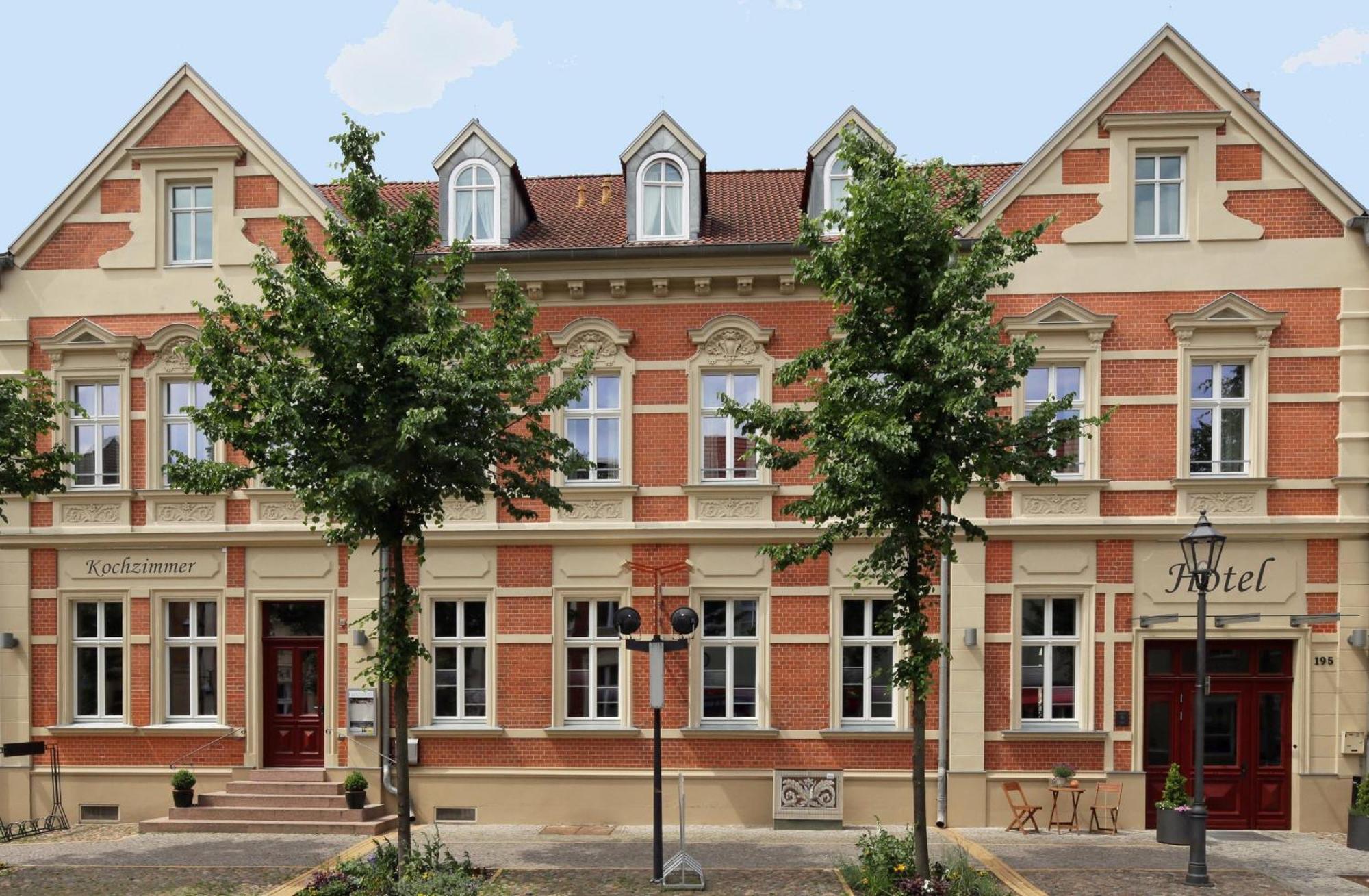 Gut Hotel Stadt Beelitz Esterno foto